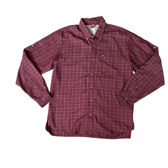 The North Face Red Plaid Button Down Shirt Men’s Medium Outdoor Travel Casual M8 - Picture 1 of 9